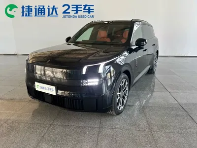 Lynk & Co 领克900