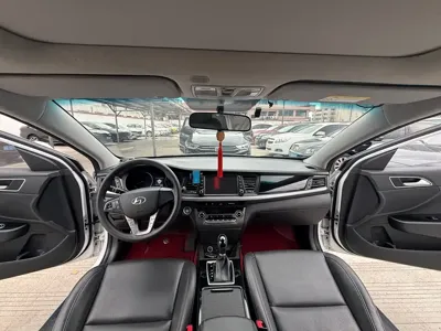 Hyundai Mistra