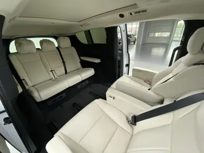 Li Auto Li MEGA