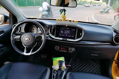 Kia kx1 Stonic