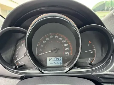 Toyota Yaris L
