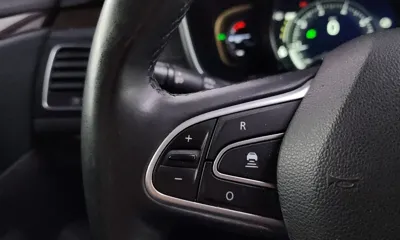 Renault-KoreaSamsung SM6