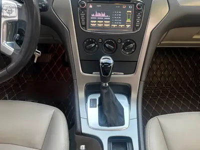 Ford Mondeo Zhisheng