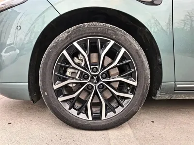Xpeng P5