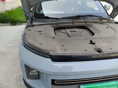 Geely ICON