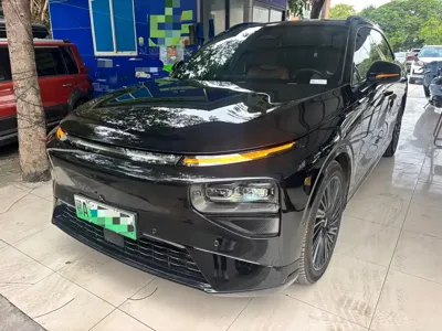 Xpeng G9