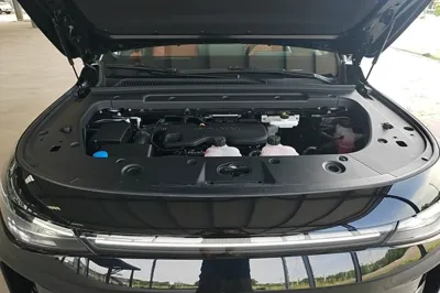 Leapmotor C16