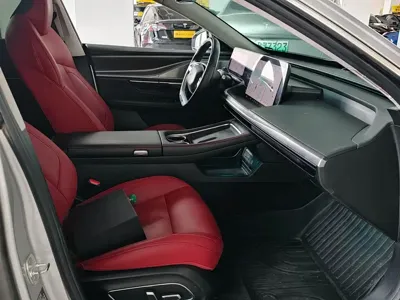 Xpeng P7