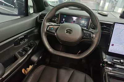 Nio ES8