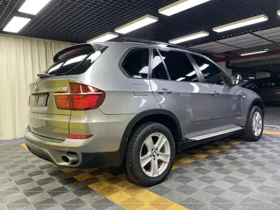 BMW X5 (Import)