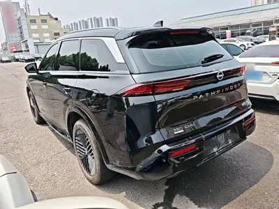 Nissan Teramont