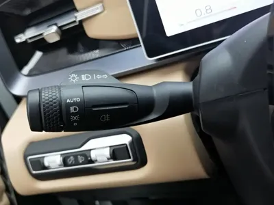 Geely ICON