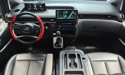Hyundai Staria