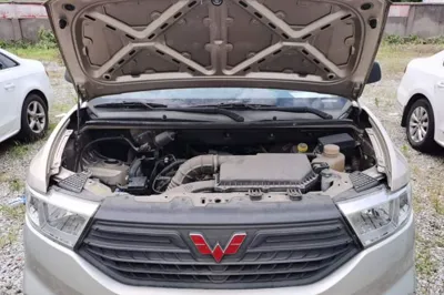 Wuling Hongguang V