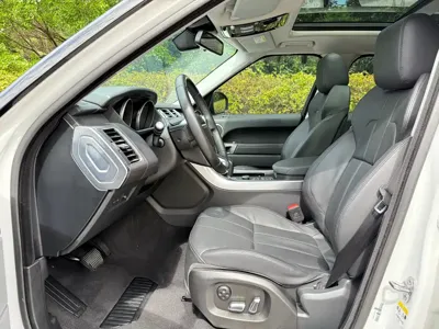 Land Rover Sport