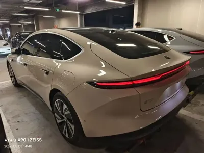Nio ET5