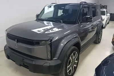 iCAR 03