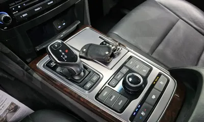 Hyundai Equus