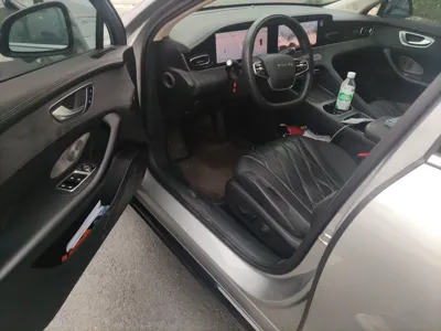 Roewe D7