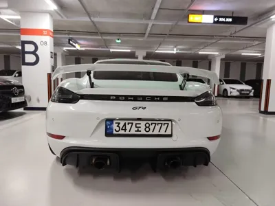 Porsche 718