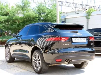 Jaguar F-Pace