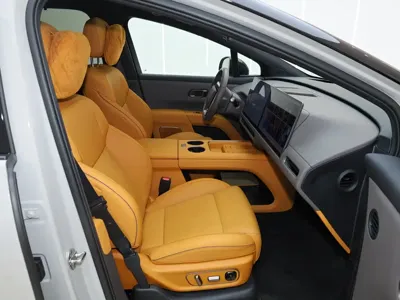 Li Auto 理想i8
