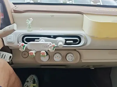 Wuling MINIEV