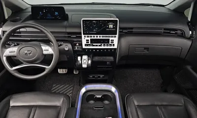 Hyundai Staria