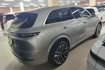 Li Auto L7