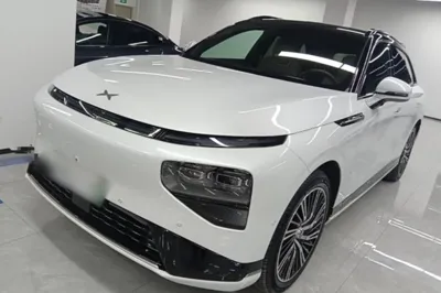 Xpeng G9