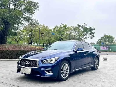 Infiniti Q50L