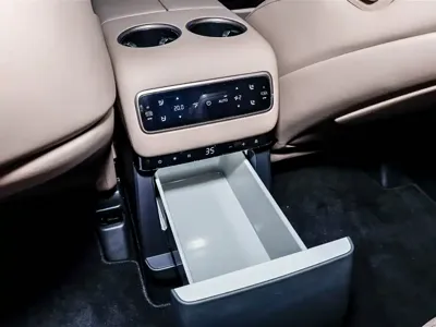 Li Auto Li MEGA
