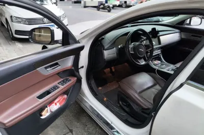 Jaguar XFL