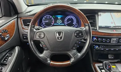 Hyundai Equus