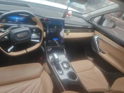Geely Boyue L