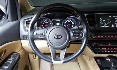 Kia Canival