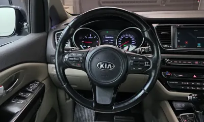 Kia Canival