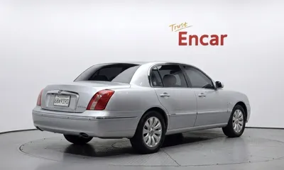 Kia Opirus