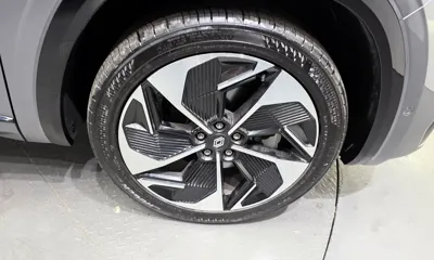 Renault-KoreaSamsung Grand Koleos