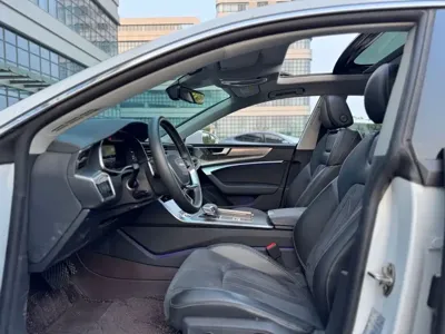 Audi A7L