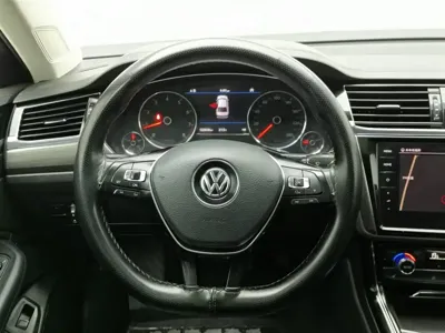 Volkswagen Phideon