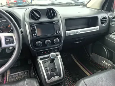 Jeep Compass (Import)
