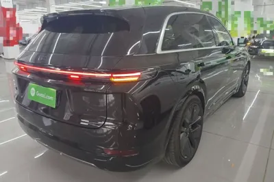 Li Auto L7