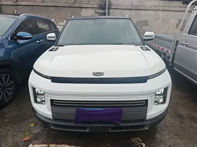 Geely ICON