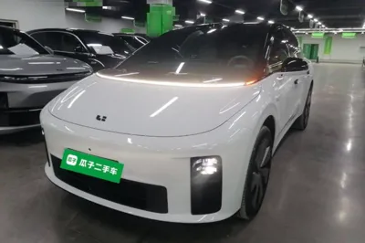 Li Auto Li Auto i6