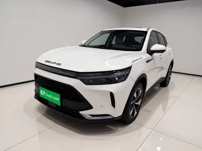 BAIC X7
