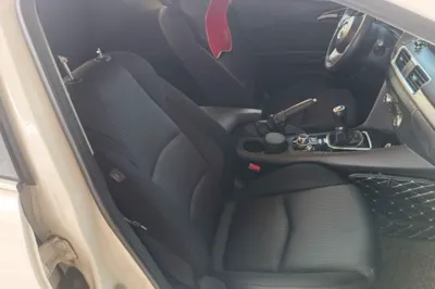 Mazda Mazda 3 Axela
