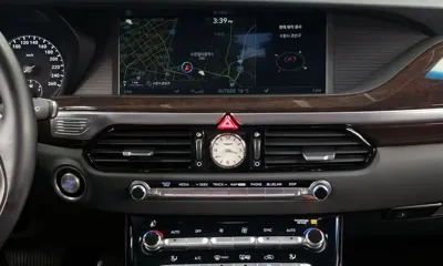 Genesis EQ900