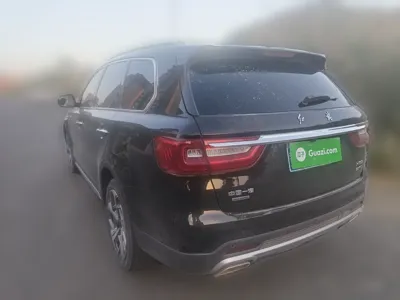 Hongqi HS7