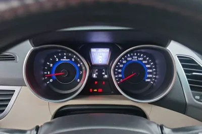 Hyundai Elantra (5th Generation